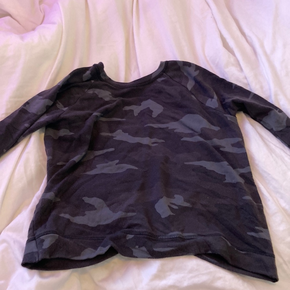 GIRLS ATHLETA SWEATSHIRT